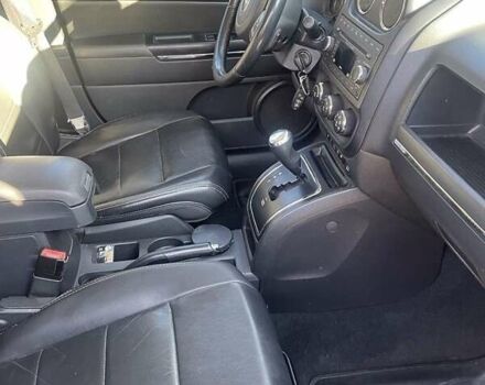 Белый Джип Компас, объемом двигателя 2.4 л и пробегом 218 тыс. км за 9800 $, фото 16 на Automoto.ua