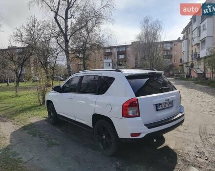 Белый Джип Компас, объемом двигателя 2.4 л и пробегом 210 тыс. км за 8723 $, фото 2 на Automoto.ua