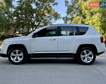 Белый Джип Компас, объемом двигателя 2.36 л и пробегом 233 тыс. км за 7800 $, фото 5 на Automoto.ua