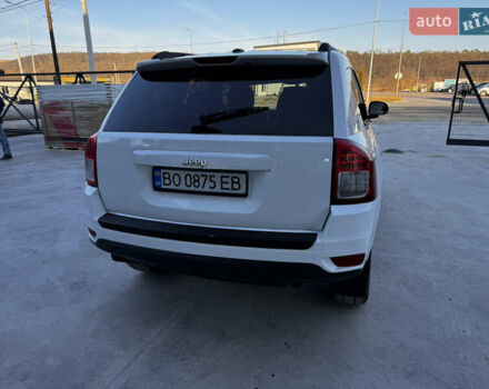Білий Джип Compass, об'ємом двигуна 2.36 л та пробігом 216 тис. км за 7500 $, фото 9 на Automoto.ua