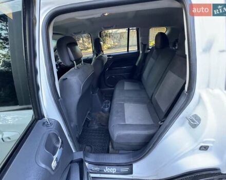 Белый Джип Компас, объемом двигателя 2.36 л и пробегом 233 тыс. км за 7800 $, фото 37 на Automoto.ua
