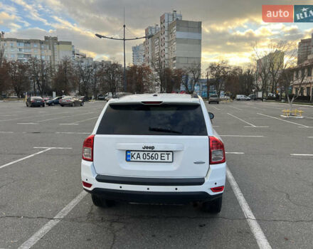 Білий Джип Compass, об'ємом двигуна 2.36 л та пробігом 167 тис. км за 8999 $, фото 3 на Automoto.ua