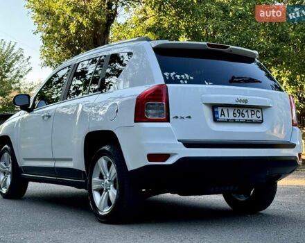 Белый Джип Компас, объемом двигателя 2.36 л и пробегом 233 тыс. км за 7800 $, фото 7 на Automoto.ua