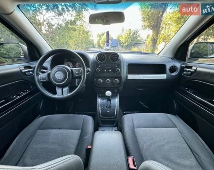 Белый Джип Компас, объемом двигателя 2.36 л и пробегом 233 тыс. км за 7800 $, фото 41 на Automoto.ua