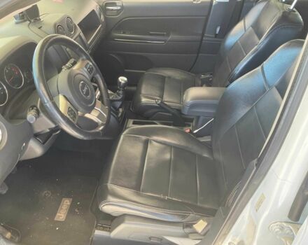 Білий Джип Compass, об'ємом двигуна 2.2 л та пробігом 235 тис. км за 4490 $, фото 7 на Automoto.ua