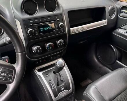 Білий Джип Compass, об'ємом двигуна 2.36 л та пробігом 85 тис. км за 11300 $, фото 16 на Automoto.ua