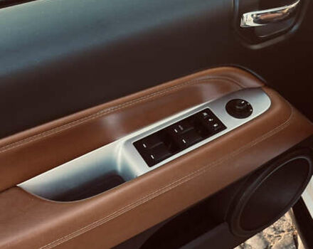 Джип Компас 2013 в Луцке на Automoto.ua Белый Джип Компас, объемом двигателя 2.36 л и пробегом 193 тыс. км за 9700 $, фото 30 на Automoto.ua