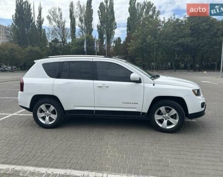 Білий Джип Compass, об'ємом двигуна 2.36 л та пробігом 85 тис. км за 11300 $, фото 9 на Automoto.ua