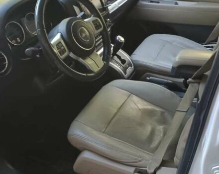 Білий Джип Compass, об'ємом двигуна 2.36 л та пробігом 246 тис. км за 9300 $, фото 3 на Automoto.ua