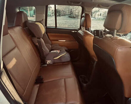 Джип Компас 2013 в Луцке на Automoto.ua Белый Джип Компас, объемом двигателя 2.36 л и пробегом 193 тыс. км за 9700 $, фото 24 на Automoto.ua