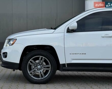 Белый Джип Компас, объемом двигателя 2.36 л и пробегом 175 тыс. км за 9800 $, фото 4 на Automoto.ua