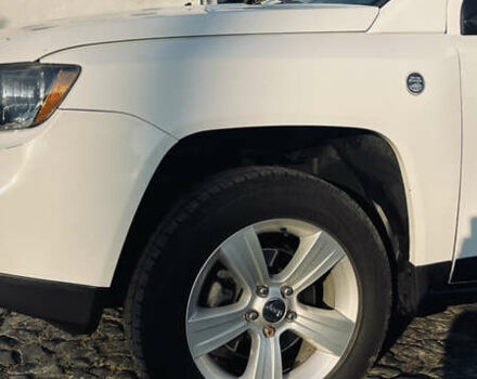 Джип Компас 2013 в Луцке на Automoto.ua Белый Джип Компас, объемом двигателя 2.36 л и пробегом 193 тыс. км за 9700 $, фото 16 на Automoto.ua