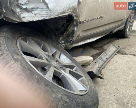 Белый Джип Компас, объемом двигателя 2.36 л и пробегом 165 тыс. км за 4400 $, фото 14 на Automoto.ua