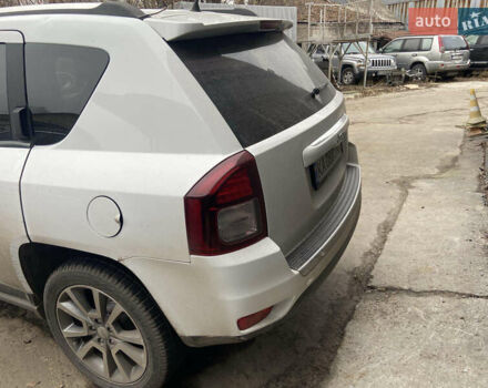 Белый Джип Компас, объемом двигателя 2.36 л и пробегом 165 тыс. км за 4400 $, фото 5 на Automoto.ua
