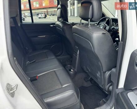 Белый Джип Компас, объемом двигателя 2.36 л и пробегом 175 тыс. км за 9800 $, фото 12 на Automoto.ua