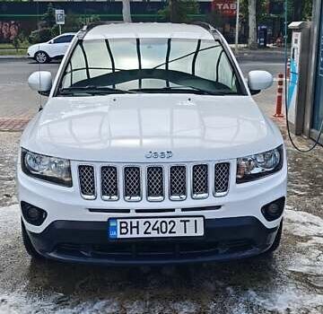 Білий Джип Compass, об'ємом двигуна 2.36 л та пробігом 85 тис. км за 10700 $, фото 1 на Automoto.ua