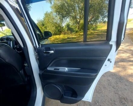 Белый Джип Компас, объемом двигателя 2 л и пробегом 215 тыс. км за 8900 $, фото 11 на Automoto.ua