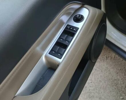 Білий Джип Compass, об'ємом двигуна 2.36 л та пробігом 246 тис. км за 9300 $, фото 5 на Automoto.ua