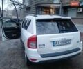 Белый Джип Компас, объемом двигателя 2.36 л и пробегом 151 тыс. км за 9700 $, фото 2 на Automoto.ua