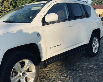 Джип Компас 2013 в Луцке на Automoto.ua Белый Джип Компас, объемом двигателя 2.36 л и пробегом 193 тыс. км за 9700 $, фото 14 на Automoto.ua