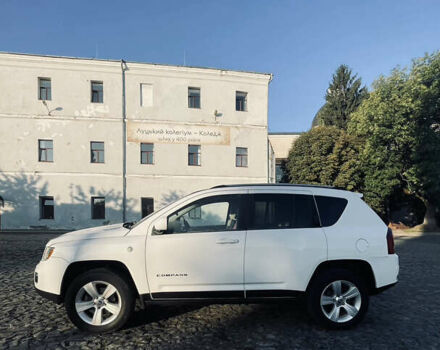 Джип Компас 2013 в Луцке на Automoto.ua Белый Джип Компас, объемом двигателя 2.36 л и пробегом 193 тыс. км за 9700 $, фото 1 на Automoto.ua