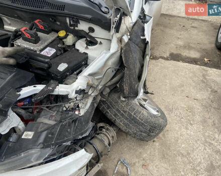 Белый Джип Компас, объемом двигателя 2.36 л и пробегом 165 тыс. км за 4400 $, фото 12 на Automoto.ua