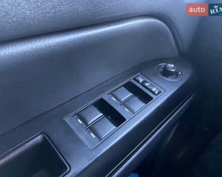 Білий Джип Compass, об'ємом двигуна 2 л та пробігом 229 тис. км за 8950 $, фото 24 на Automoto.ua