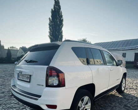 Джип Компас 2013 в Луцке на Automoto.ua Белый Джип Компас, объемом двигателя 2.36 л и пробегом 193 тыс. км за 9700 $, фото 8 на Automoto.ua