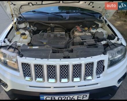 Білий Джип Compass, об'ємом двигуна 2.36 л та пробігом 246 тис. км за 9300 $, фото 9 на Automoto.ua