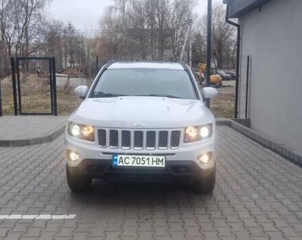 Белый Джип Компас, объемом двигателя 2.36 л и пробегом 182 тыс. км за 10000 $, фото 2 на Automoto.ua