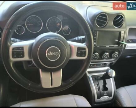 Білий Джип Compass, об'ємом двигуна 2.36 л та пробігом 246 тис. км за 9300 $, фото 2 на Automoto.ua