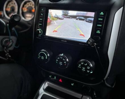 Джип Compass 2014 у Києві на Automoto.ua Білий Джип Compass, об'ємом двигуна 2.36 л та пробігом 135 тис. км за 9800 $, фото 8 на Automoto.ua