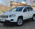 Белый Джип Компас, объемом двигателя 2 л и пробегом 350 тыс. км за 8000 $, фото 1 на Automoto.ua