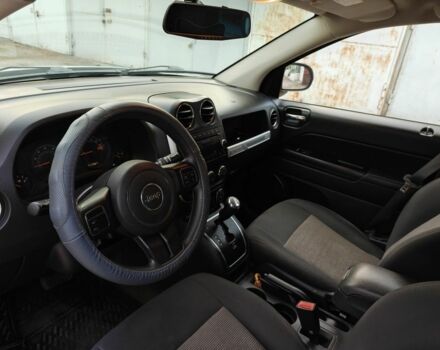Білий Джип Compass, об'ємом двигуна 2 л та пробігом 217 тис. км за 8700 $, фото 4 на Automoto.ua