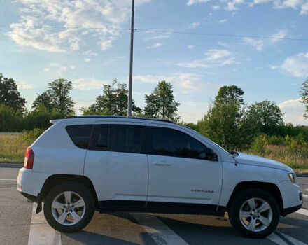 Білий Джип Compass, об'ємом двигуна 2.36 л та пробігом 210 тис. км за 9600 $, фото 8 на Automoto.ua