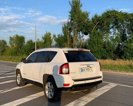 Білий Джип Compass, об'ємом двигуна 2.36 л та пробігом 210 тис. км за 9600 $, фото 5 на Automoto.ua
