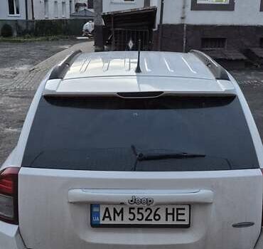 Білий Джип Compass, об'ємом двигуна 2.36 л та пробігом 192 тис. км за 9500 $, фото 1 на Automoto.ua