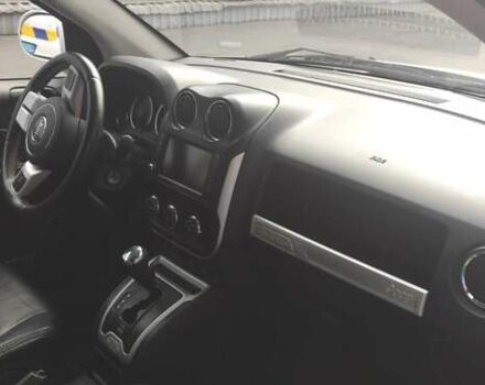 Білий Джип Compass, об'ємом двигуна 2 л та пробігом 99 тис. км за 11499 $, фото 10 на Automoto.ua