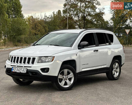 Білий Джип Compass, об'ємом двигуна 2.36 л та пробігом 142 тис. км за 9799 $, фото 2 на Automoto.ua