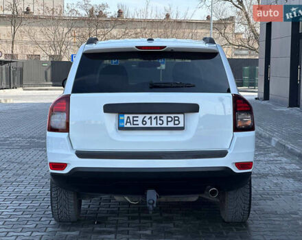 Белый Джип Компас, объемом двигателя 2.36 л и пробегом 140 тыс. км за 9800 $, фото 4 на Automoto.ua