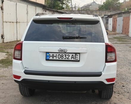 Білий Джип Compass, об'ємом двигуна 2 л та пробігом 217 тис. км за 8700 $, фото 2 на Automoto.ua