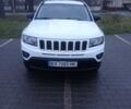Белый Джип Компас, объемом двигателя 2.36 л и пробегом 174 тыс. км за 9200 $, фото 1 на Automoto.ua
