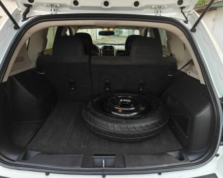 Білий Джип Compass, об'ємом двигуна 2 л та пробігом 217 тис. км за 8700 $, фото 6 на Automoto.ua