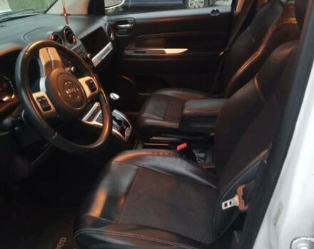 Белый Джип Компас, объемом двигателя 2.36 л и пробегом 296 тыс. км за 9000 $, фото 7 на Automoto.ua