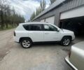 Білий Джип Compass, об'ємом двигуна 2.4 л та пробігом 900 тис. км за 12000 $, фото 1 на Automoto.ua