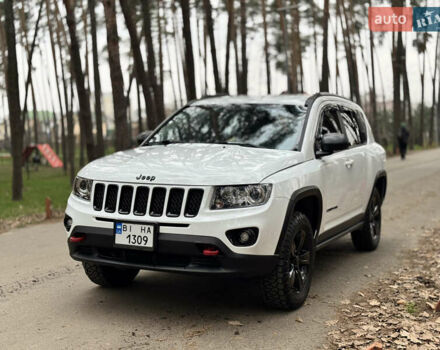 Белый Джип Компас, объемом двигателя 2.4 л и пробегом 104 тыс. км за 10900 $, фото 2 на Automoto.ua