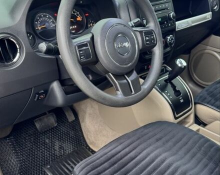 Білий Джип Compass, об'ємом двигуна 2.4 л та пробігом 122 тис. км за 10900 $, фото 10 на Automoto.ua