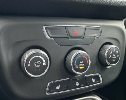 Джип Компас 2015 в Буче на Automoto.ua Белый Джип Компас, объемом двигателя 2.4 л и пробегом 46 тыс. км за 15500 $, фото 34 на Automoto.ua