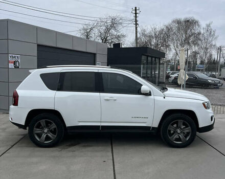 Белый Джип Компас, объемом двигателя 2.36 л и пробегом 264 тыс. км за 10700 $, фото 5 на Automoto.ua