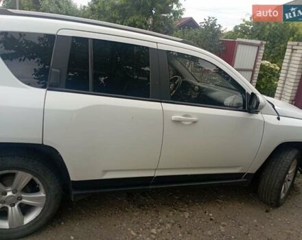 Белый Джип Компас, объемом двигателя 2 л и пробегом 105 тыс. км за 9000 $, фото 7 на Automoto.ua